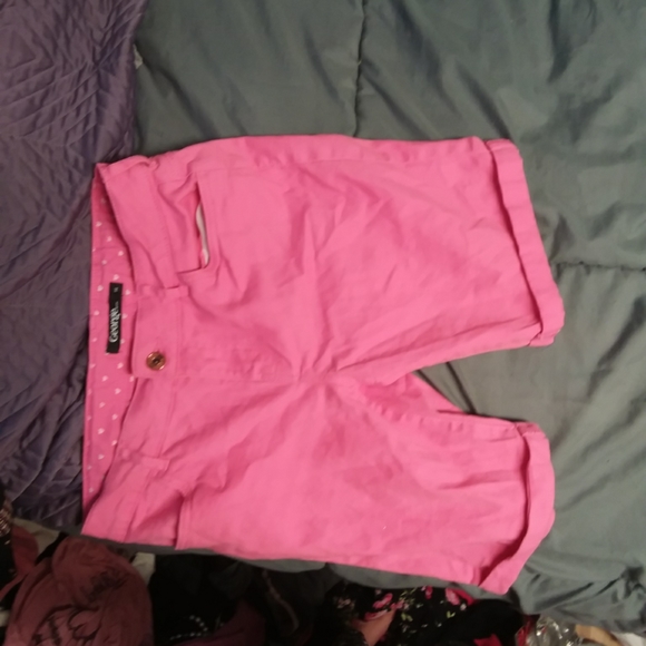 Clothes - Picture 2 of 3